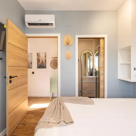 Проживание в семье Riversea